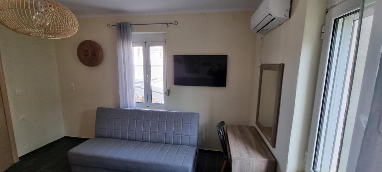 Fifi'S Luxury Apartment Platanés Kültér fotó